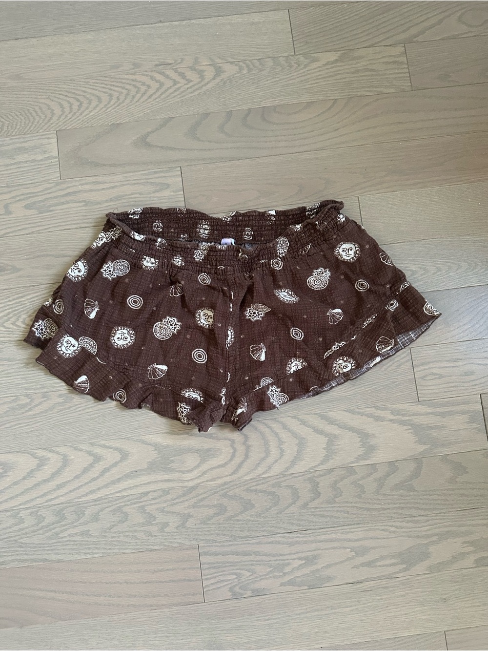 Urban outfitters brown flowy shorts